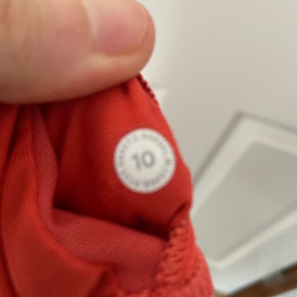 Lululemon energy bra- size 10- pink punch - Picture 3 of 3